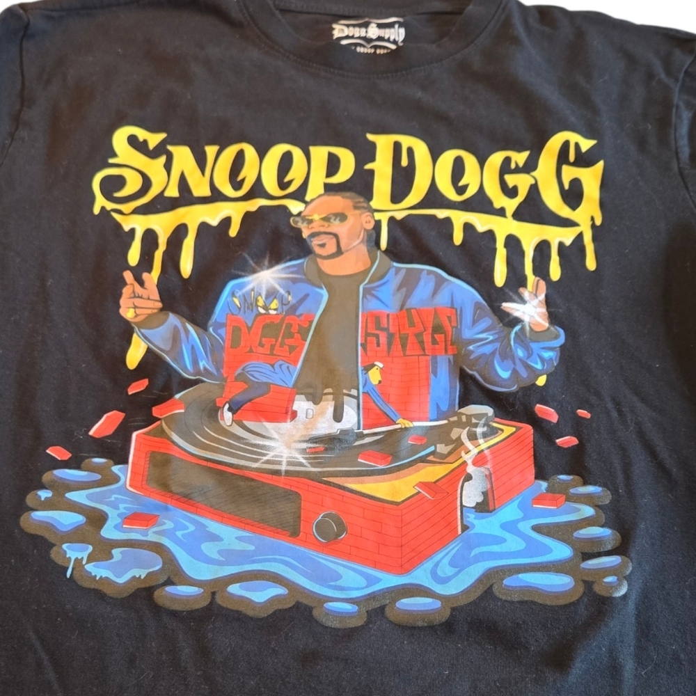 Snoop Dogg Graphic Tee Size Med